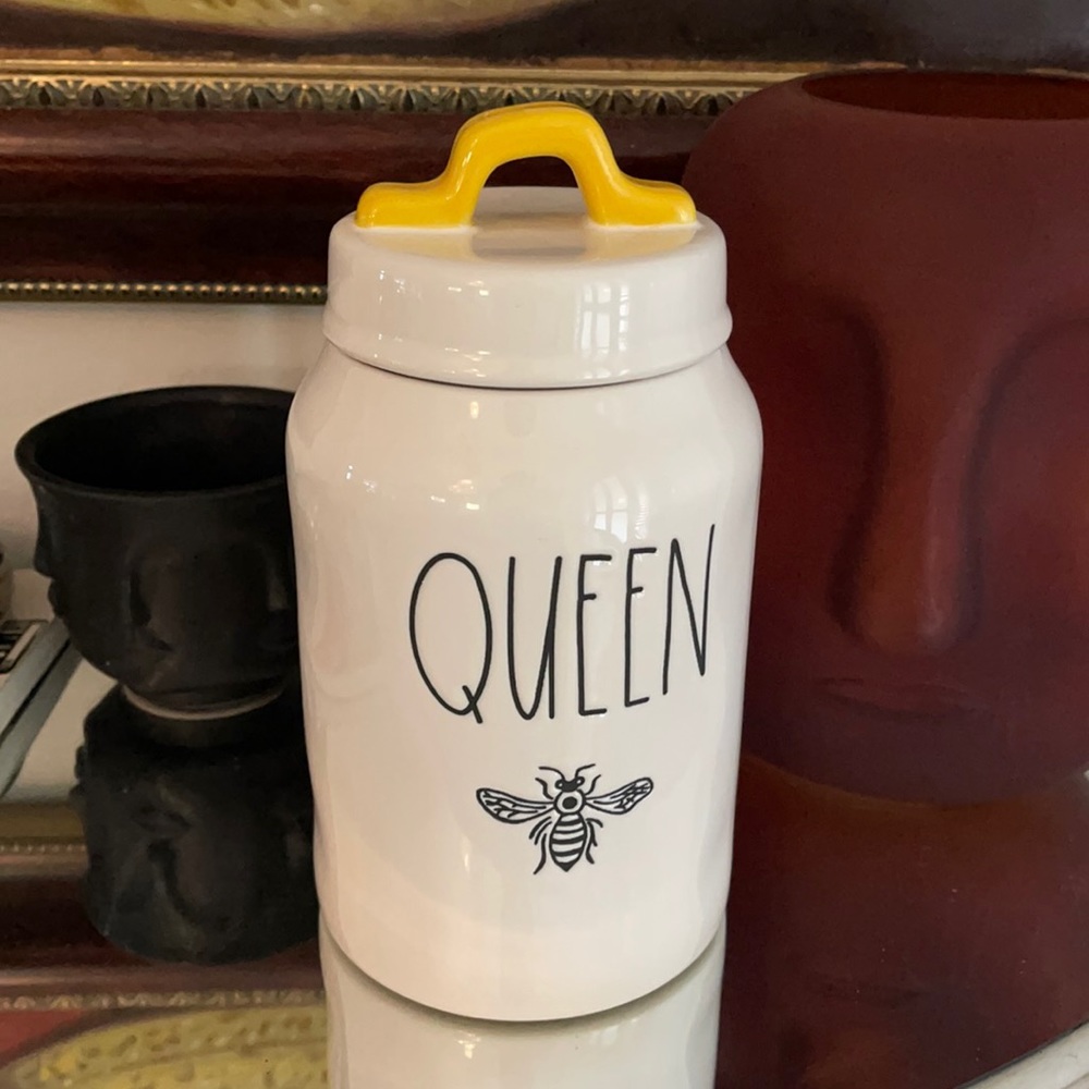 Rae Dunn Queen Canister Medium